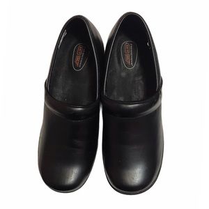 PREDICTIONS Women work shoes/ size: 8